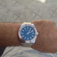 ساعت مچی|ساعت|شهریار, شهریار|دیوار