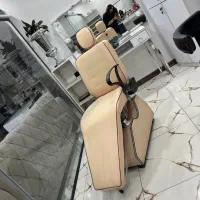 میز ناخن تک نفره سرشور روشویی صندلی اصلاح|آرایشگاه و سالن‌های زیبایی|کرج, اتحاد|دیوار