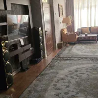 منزل دو طبقه فوق رهن کامل داده میشود