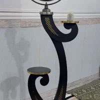 ساعت ایستاده تیره رنگ