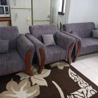 مبل ۴نفره یکسال استفاده با میزوسط