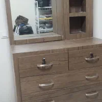 دراور و میزآرایش