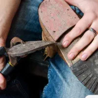 تعمیرات تخصصی انواع کیف و کفش چمدان|خدمات پیشه و مهارت|تهران, تهرانپارس غربی|دیوار