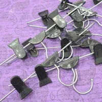 تعدادی چوب کار به فروش میرسد