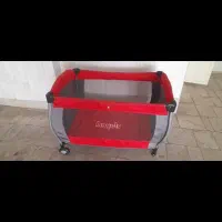 تخت پارک|تخت و صندلی بچه|بروجرد, |دیوار