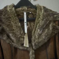 پالتو چرم و پوست