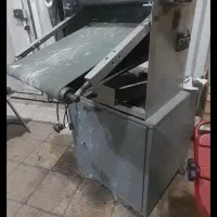 خمیر پهن کن وردنه برقی نانوایی بربری لواش و ...