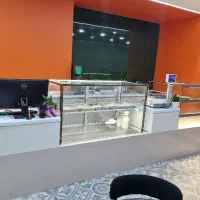 شو کیک و ویترین