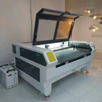 دستگاه لیزر برش و حکاکی غیر فلزات CO2