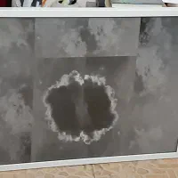 قاب عکس انتزاعی سیاه و سفید