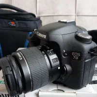 دوربین کنون7D
