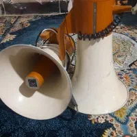 دو عدد بلندگو دستی ژاپنی|صوتی و تصویری|قم, سراجه (۱۵ خرداد)|دیوار