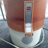 یک عدد دستگاه آب میوه گیری توشیبا