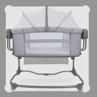 تخت کنار مادر