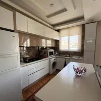 ۱۰۳ متری  طبقه دوم  فول امکانات پارکینگ سندی