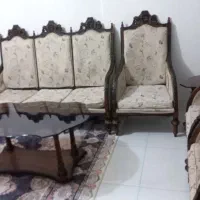 میز و مبل هفت نفره با چوب مرغوب