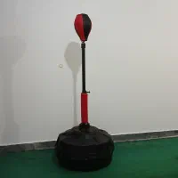 گلابی و کیسه ایستاده|تجهیزات ورزشی|نکا, |دیوار