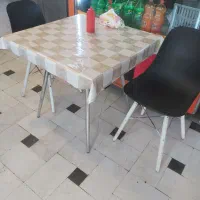 میز و صندلی غذاخوری رستورانی و فست فودی