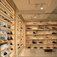 ۳۷ متر مغازه   بَرِ   سپه    ۷متر بر    سه  نبش