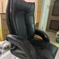 صندلی طبی چرخشی کارکرده سالم و کاربردی