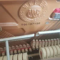 پیانو آگوستیک وبر مدل W121 در حد نو