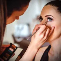 مدل میکاپ رایگان در آق قلا برای فردا