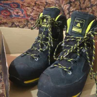 کفش|کوهنوردی و کمپینگ|سنقر, |دیوار