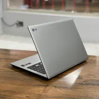 لپتاپ زیر خاکی‌ LG اصل خیلی تمیز