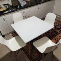 میز غذاخوری چوب و وکیوم