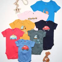 لباس های وارداتی نوزادی و بچگانه