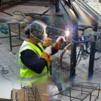 جوشکاری سیار « آقای جوشکار » قیمت منصفانه|خدمات پیشه و مهارت|شیراز, محراب|دیوار