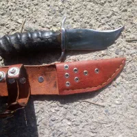 چاقو کلکسیونی|کلکسیون اشیاء عتیقه|نیشابور, مدرس|دیوار