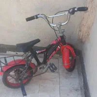 دو عدد دوچرخه ۱۲و۱۶