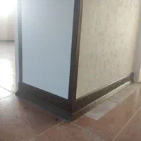 نصب قرنیز ، نبشی ، تسمه pvc ، کاشی بین کابینت|خدمات پیشه و مهارت|یزد, |دیوار