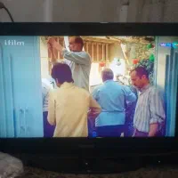 تلویزون ال‌سی‌دی در حد نو بدونه خط و خش
