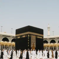 فروش حج واجب