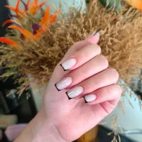 خدمات ناخن فقط(۲۰۰)تومان