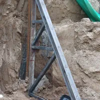 تخریب ساختمان و اجرای سازه نگهبان