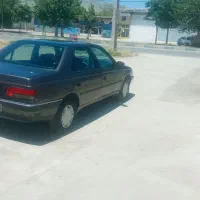 روا دوگانه کارخانه. عروسک.