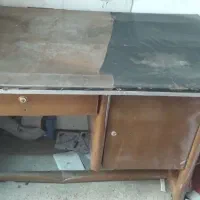 میز تحریر فلزی قدیمی