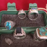 پنج انگشتر فیروزه توباز عقیق سیاه وعقیق قرمز