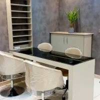 وسایل سالن آرایشی ،صندلی ،کنسول،میز ناخن|آرایشگاه و سالن‌های زیبایی|تهران, زعفرانیه|دیوار