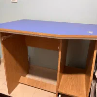 فروش فوری میز کامپیوتر به دلیل کمبود جا