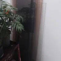 مقداری شیشه