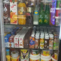 فروشنده آقا جهت کار در سوپر مارکت