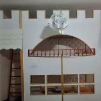 تخت خواب دو طبقه کلبه ای محکم با اسکلت فلزی