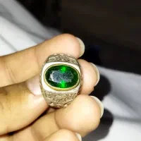 انگشتر زمرد