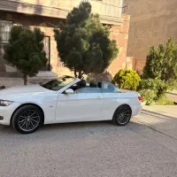 بی ام و‌۳۲۰i اتاق E93کروک‌۲۰۰۸