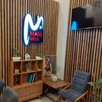 زمین ۱۰۰۰ متری بر اول پاسداران گردشگری
