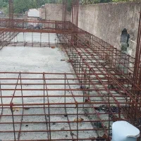 چند کارگر ارماتور بند میخام